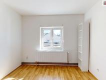 Pronájem bytu 1+1, Opava - Komárov, Podvihovská, 37 m2