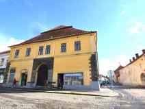 Prodej historického objektu, Velvary, náměstí Krále Vladislava, 780 m2