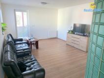 Pronájem bytu 2+1, Praha - Horní Počernice, Mezilesí, 78 m2