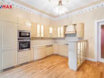 Prodej bytu 2+kk, Karlovy Vary, Mariánskolázeňská, 63 m2