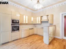 Prodej bytu 2+kk, Karlovy Vary, Mariánskolázeňská, 63 m2