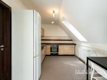 Pronájem bytu 2+kk, Nupaky, U Valu, 50 m2