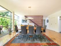 Pronájem atypického bytu, Šestajovice, K Úvozu, 280 m2