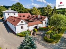 Prodej vily, Sádek, 1640 m2