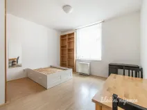Pronájem bytu 1+kk, Praha - Vinohrady, Na Folimance, 32 m2