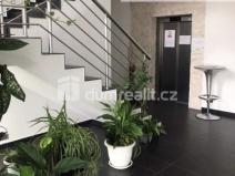 Pronájem bytu 1+kk, Praha - Hostavice, Pilská, 18 m2