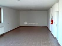 Pronájem obchodního prostoru, Týnec nad Sázavou - Brodce, Na Kněžině, 62 m2