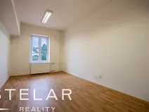 Pronájem kanceláře, Krnov - Pod Bezručovým vrchem, Revoluční, 328 m2