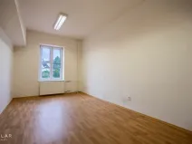 Pronájem kanceláře, Krnov - Pod Bezručovým vrchem, Revoluční, 328 m2