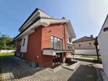 Prodej rodinného domu, Loděnice, 280 m2