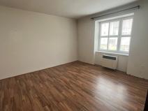 Prodej bytu 1+1, Znojmo, Pražská, 42 m2