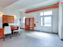 Prodej kanceláře, Karlovy Vary, Chebská, 100 m2