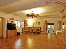 Prodej rodinného domu, Libáň - Zliv, 440 m2