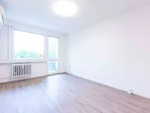 Pronájem bytu 2+kk, Praha - Kobylisy, Mirovická, 39 m2