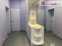 Prodej bytu 2+1, Mariánské Lázně, Hlavní třída, 102 m2