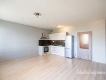 Pronájem bytu 1+kk, Praha - Kyje, Sicherova, 33 m2