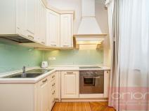 Pronájem bytu 1+kk, Praha - Vinohrady, Italská, 49 m2