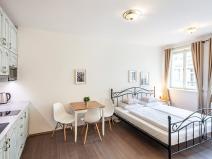 Prodej bytu 1+kk, Praha - Malá Strana, Mostecká, 24 m2