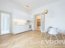 Prodej bytu 3+kk, Praha - Nové Město, Pod Slovany, 100 m2