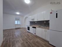 Pronájem bytu 3+kk, Benešov, Masarykovo náměstí, 87 m2