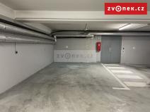 Pronájem garáže, Zlín, Plesníkova, 20 m2