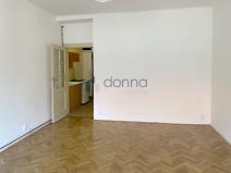 Pronájem bytu 1+kk, Praha - Strašnice, Za poštou, 32 m2