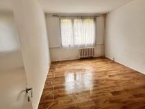 Prodej bytu 2+1, Šluknov, Sídliště, 62 m2