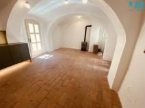 Pronájem obchodního prostoru, Telč, náměstí Zachariáše z Hradce, 31 m2