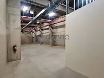 Pronájem skladu, Praha - Vinohrady, Italská, 260 m2
