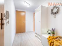 Prodej bytu 3+kk, Šestajovice, Komenského, 92 m2