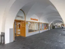 Pronájem obchodního prostoru, Nový Jičín, Masarykovo nám., 500 m2