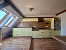 Prodej bytu 3+1, Cheb, Karlova, 178 m2