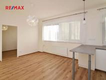 Pronájem bytu 2+kk, Praha - Krč, Krchlebská, 40 m2