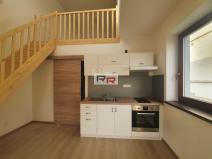 Pronájem bytu 1+kk, Šternberk, Hlavní náměstí, 43 m2