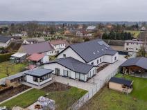 Prodej rodinného domu, Pěčice, 331 m2