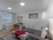 Prodej bytu 2+1, Znojmo, Sokolovská, 58 m2