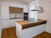 Prodej bytu 3+kk, Liberec, Na Ladech, 93 m2