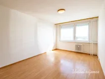 Pronájem bytu 2+kk, Praha - Petrovice, Lessnerova, 43 m2
