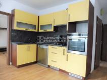 Prodej bytu 3+1, Olomouc, Varšavské nám., 70 m2