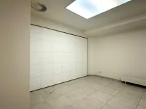Pronájem obchodního prostoru, Praha - Karlín, Křižíkova, 54 m2