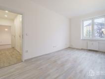 Prodej bytu 2+1, Sokolov, Heyrovského, 53 m2