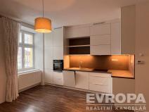 Pronájem bytu 2+kk, Žirovnice, Havlíčkovo náměstí, 43 m2