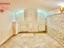 Pronájem komerční nemovitosti, Karlovy Vary, Bulharská, 95 m2