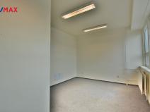 Pronájem kanceláře, Hradec Králové - Slezské Předměstí, Bratří Štefanů, 18 m2