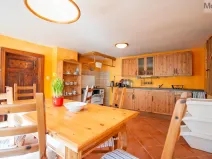 Prodej rodinného domu, Moldava, 390 m2