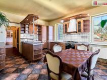 Prodej bytu 3+1, Karlovy Vary - Stará Role, Nerudova, 89 m2