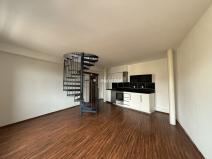 Pronájem bytu 2+kk, Mělník, náměstí Míru, 6102 m2