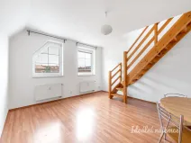 Pronájem bytu 2+kk, Praha - Radotín, Věštínská, 74 m2