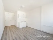 Pronájem bytu 1+kk, Praha - Střížkov, Děčínská, 24 m2