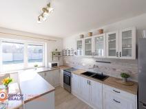 Prodej rodinného domu, Vrbátky, 482 m2